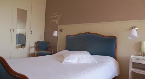 Logis L'Auberge Du Gros Silly-sur-Nied Zewnętrze zdjęcie