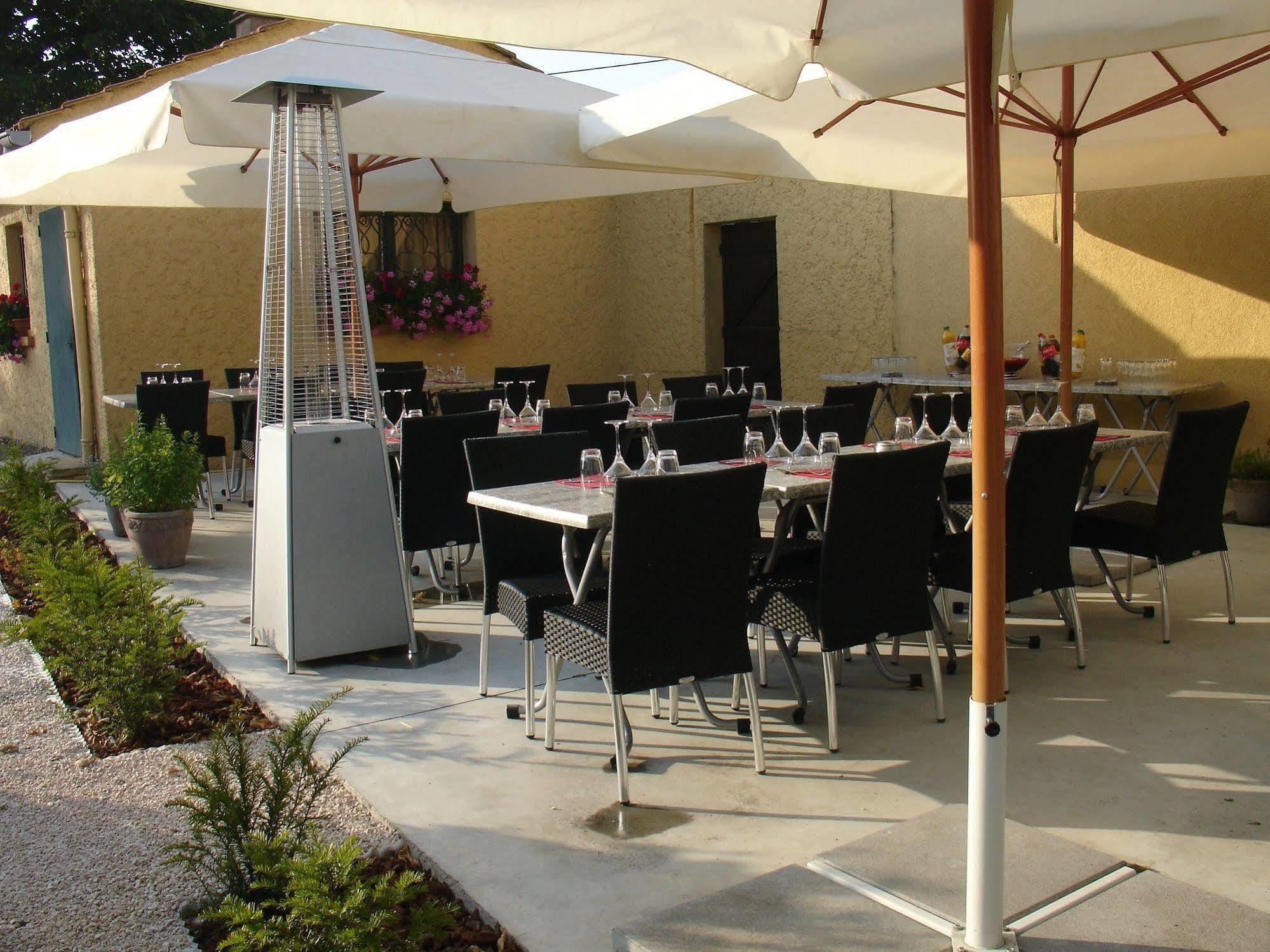 Logis L'Auberge Du Gros Silly-sur-Nied Zewnętrze zdjęcie