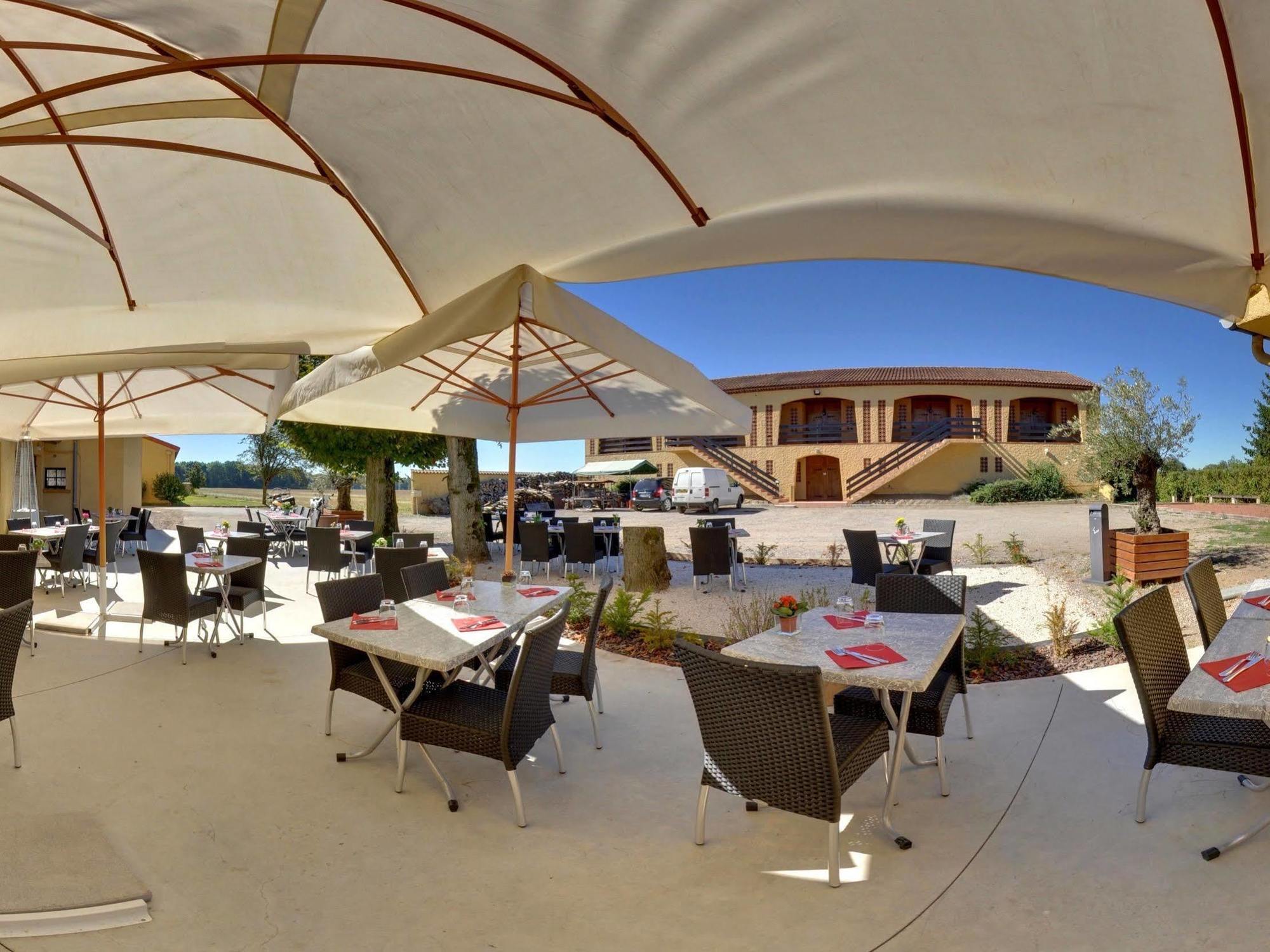 Logis L'Auberge Du Gros Silly-sur-Nied Zewnętrze zdjęcie